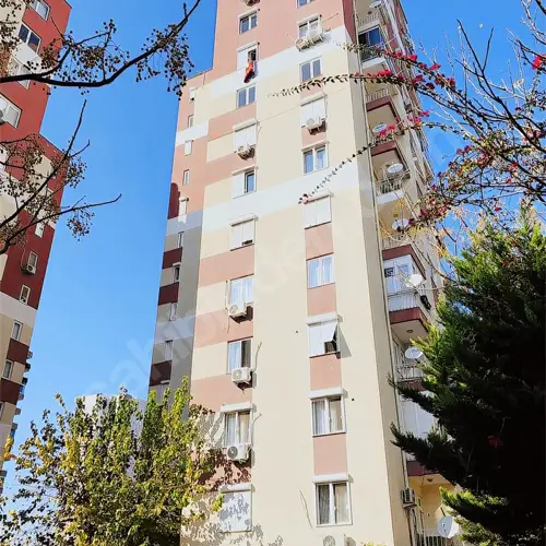 Şehir Merkezinde Site İçerisinde Satılık Daire